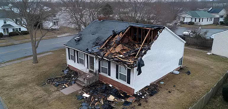 Why Choose Us for Selling Damaged House in Huntsville, AL?