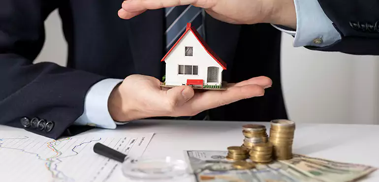 Who Do We Buy Houses From in Huntsville, AL?